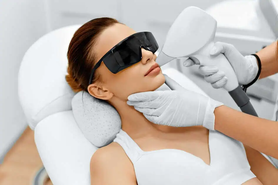 Woman receiving Venus Viva treatment